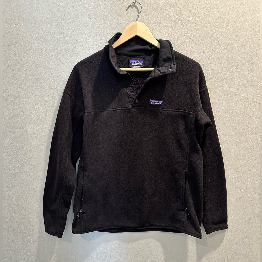 Women’s Patagonia pullover